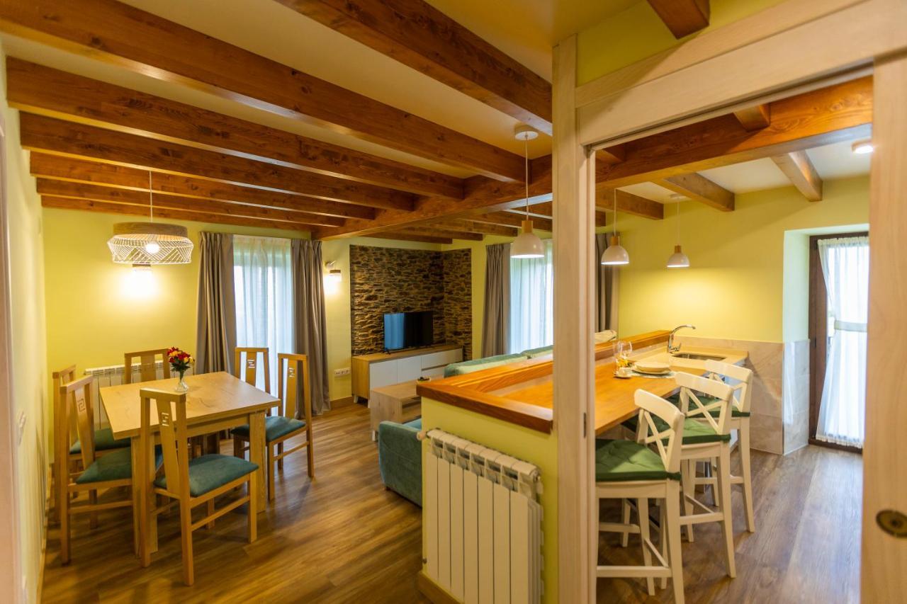 Apartamentos Casona Del Campo Навия Экстерьер фото
