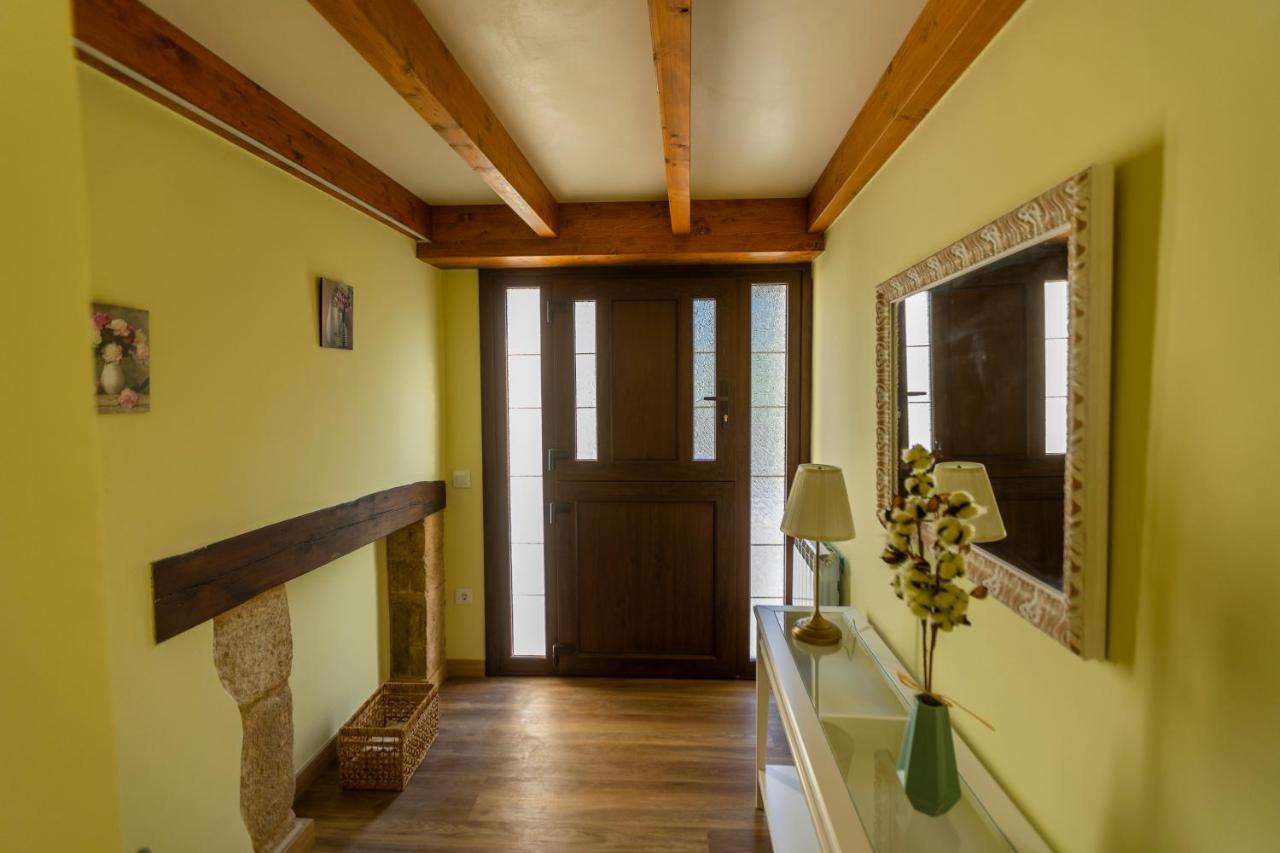 Apartamentos Casona Del Campo Навия Экстерьер фото